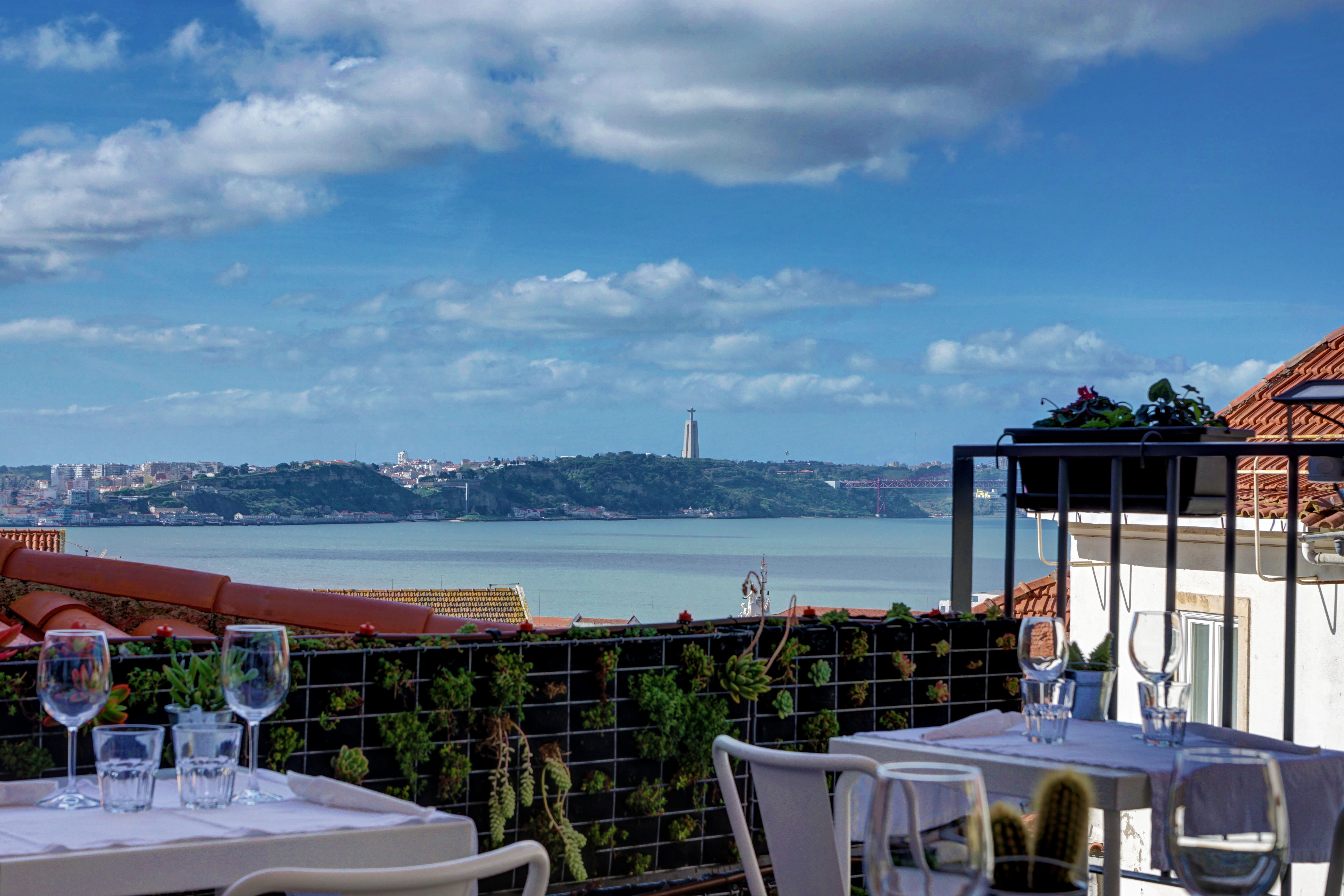 Solar Dos Mouros Hotel Lisboa Ngoại thất bức ảnh
