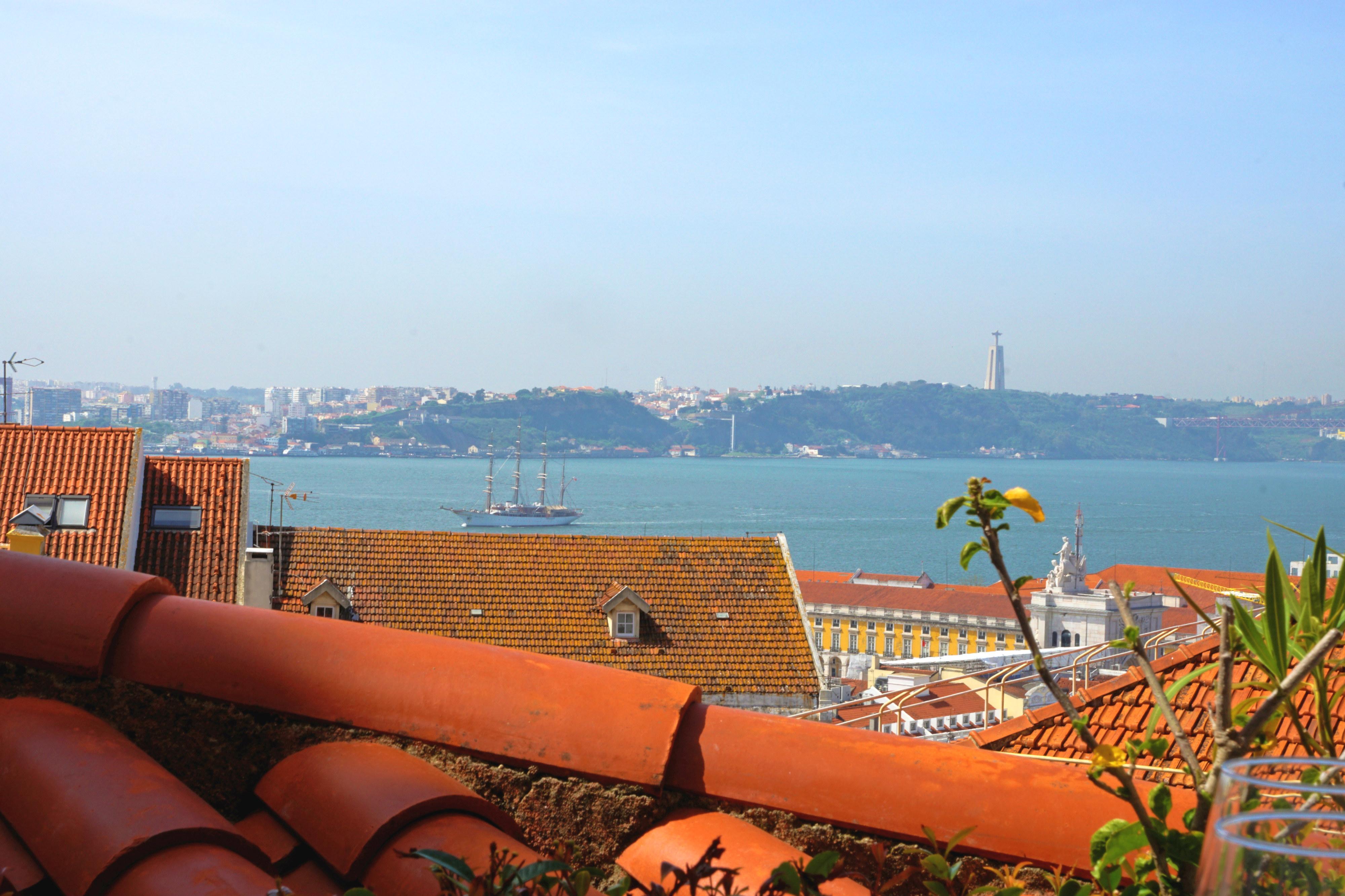 Solar Dos Mouros Hotel Lisboa Ngoại thất bức ảnh